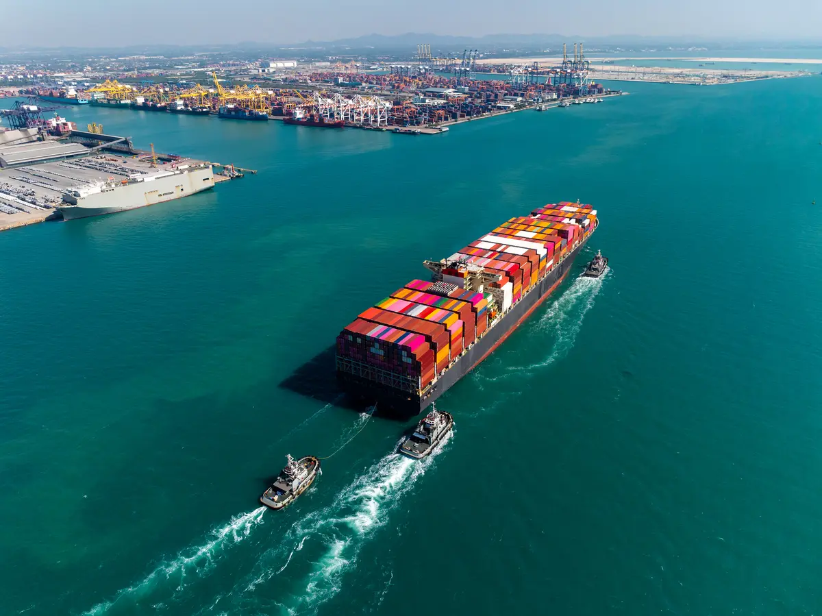 Charter Party Contracts, Cargo Claims, Port Operations & Documentation